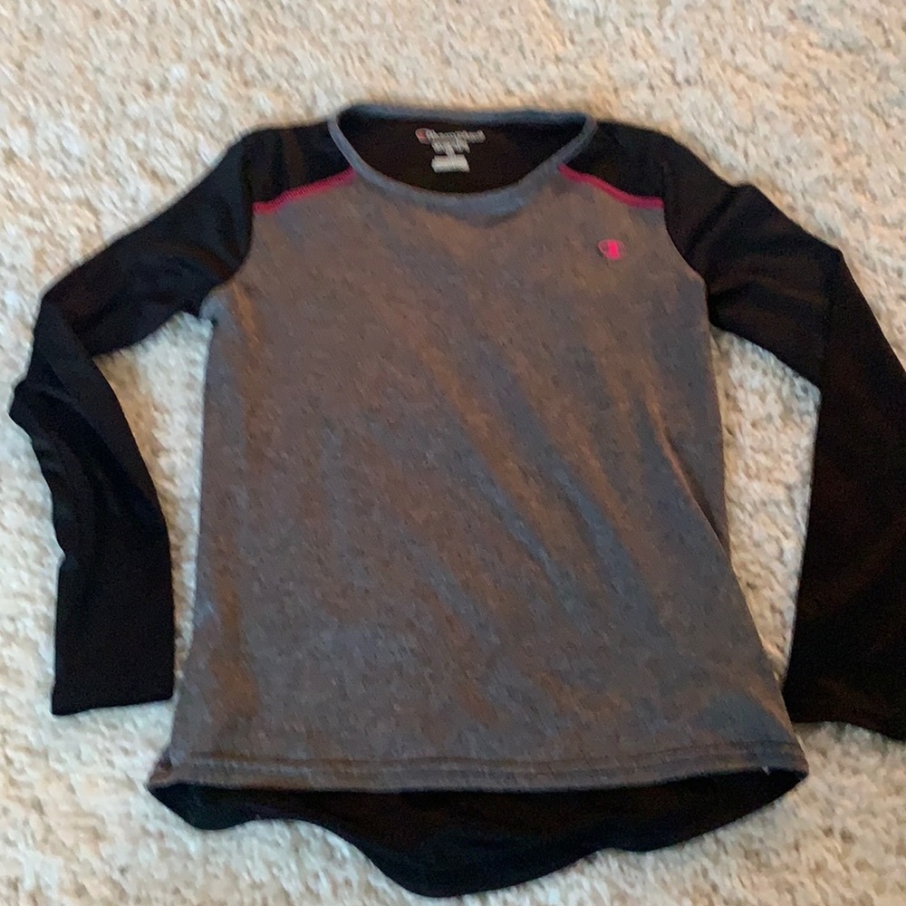 Girls Champion long sleeve athletic shirt